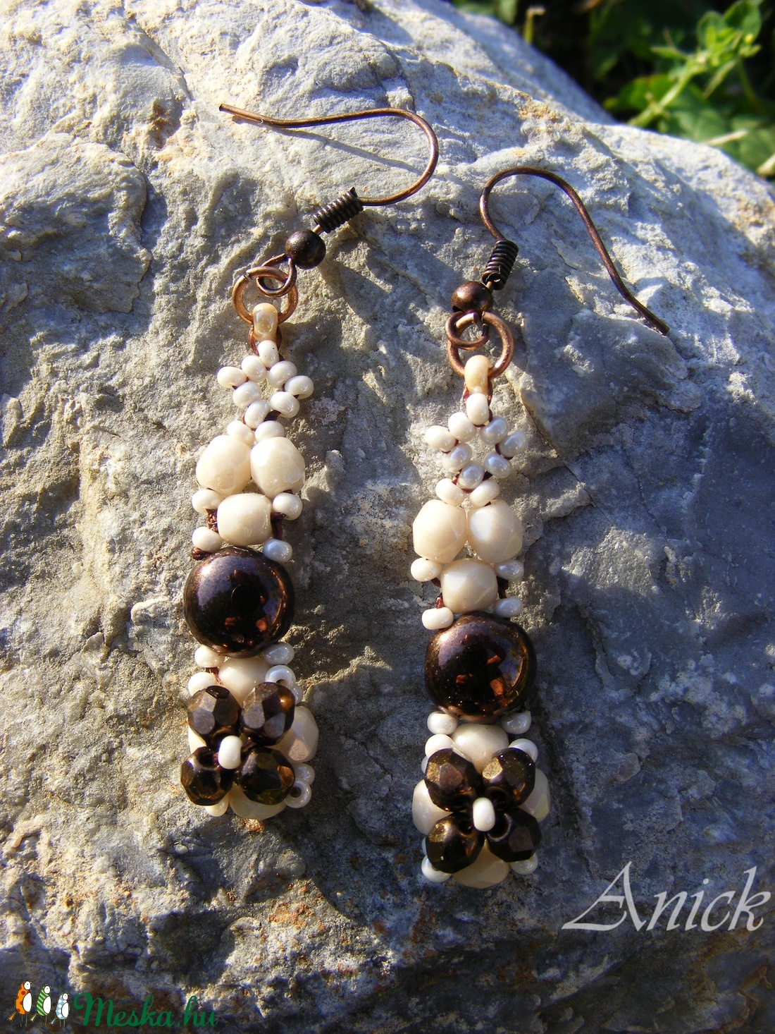 Bronz korong és virág - bézs, bronz gyöngy szett - ékszer - ékszerszett - Meska.hu