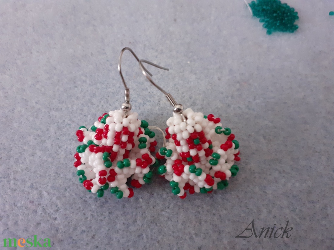 Trikolór harang füli - modern kokárda nemzeti ünnepekre - ékszer - fülbevaló - lógó fülbevaló - Meska.hu