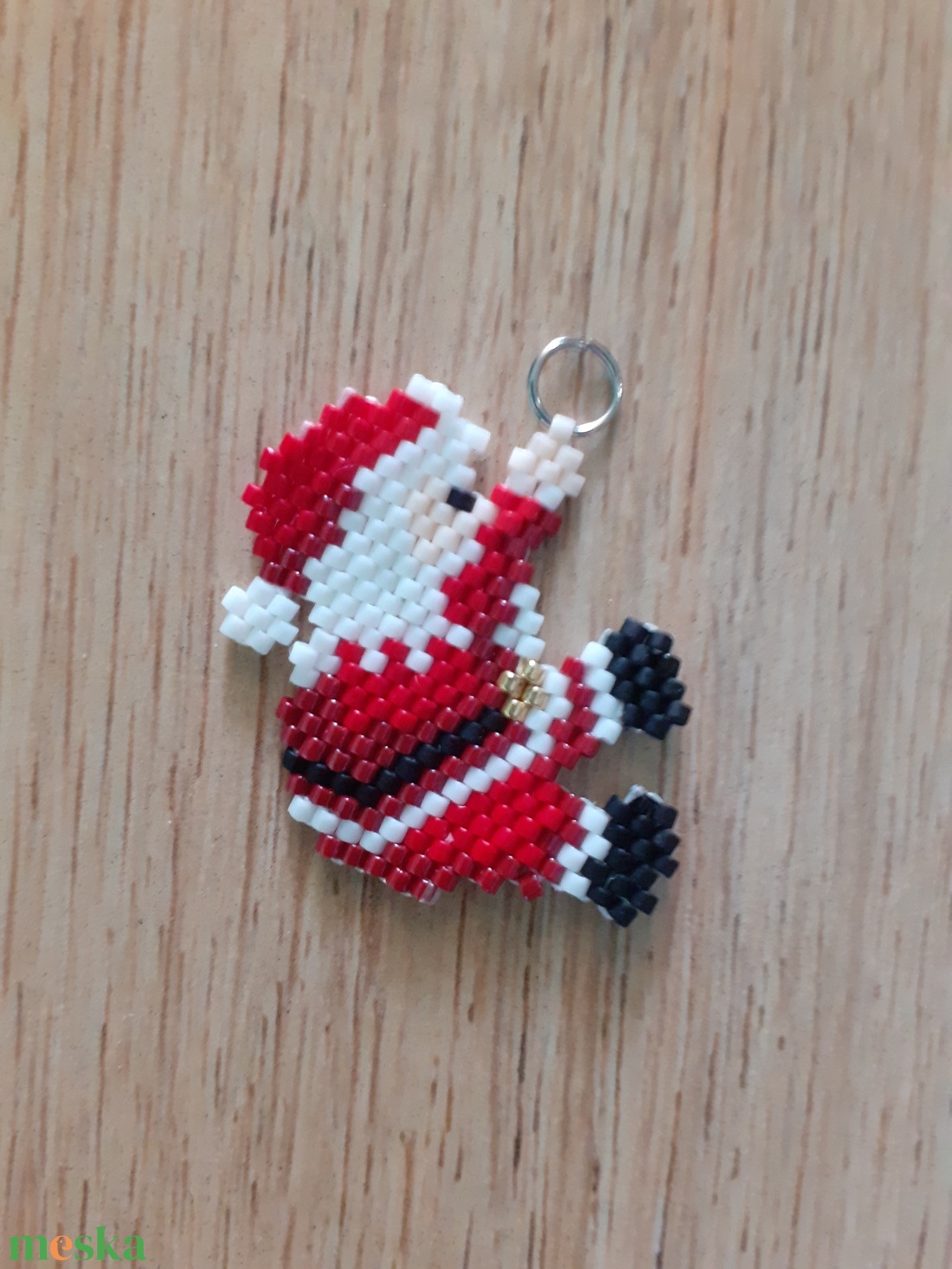 Mikulás - gyöngymedál - ékszer - nyaklánc - medál - Meska.hu