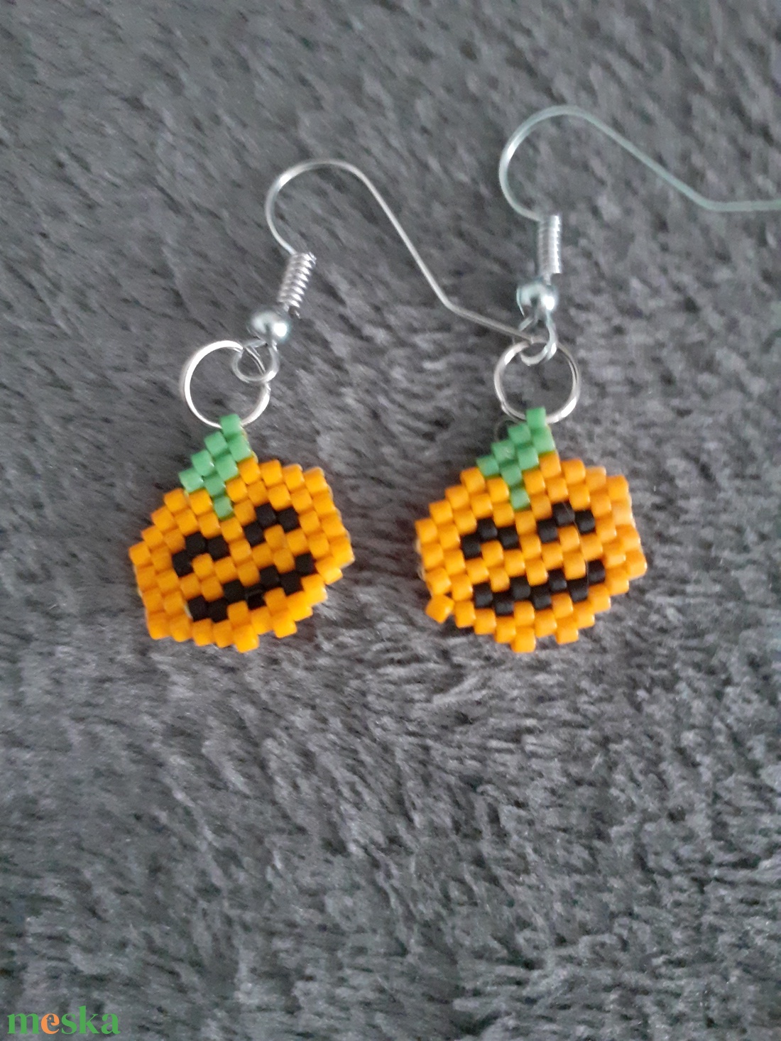 Töklámpás - vidám gyöngyfülbevaló Halloween-ra - otthon & életmód - dekoráció - halloween - halloweeni ékszerek - Meska.hu Töklámpás - vidám gyöngyfülbevaló Halloween-ra - otthon & életmód - dekoráció - halloween - halloweeni ékszerek - Meska.hu