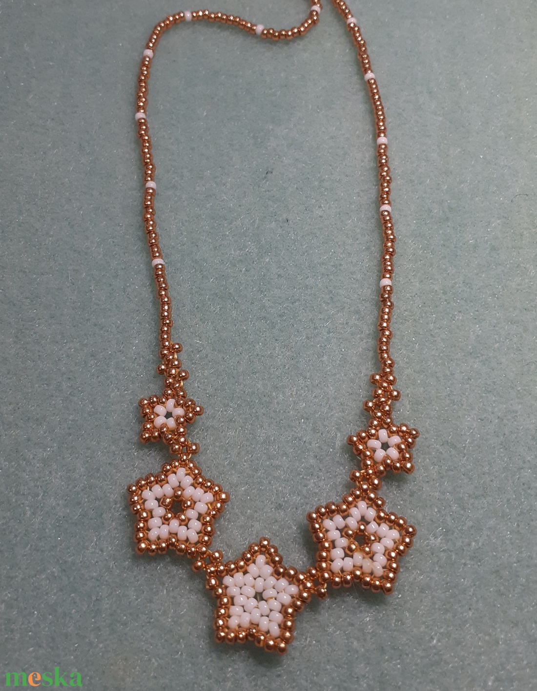 Téli csillagok - gyüngynyaklánc - ékszer - nyaklánc - gyöngyös nyaklánc - Meska.hu