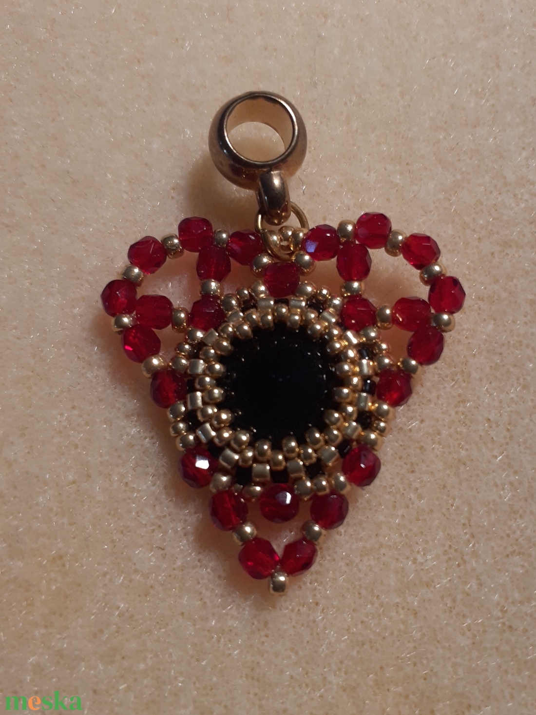 Kristályszív - Piros, fekete szív medál - ékszer - nyaklánc - medál - Meska.hu