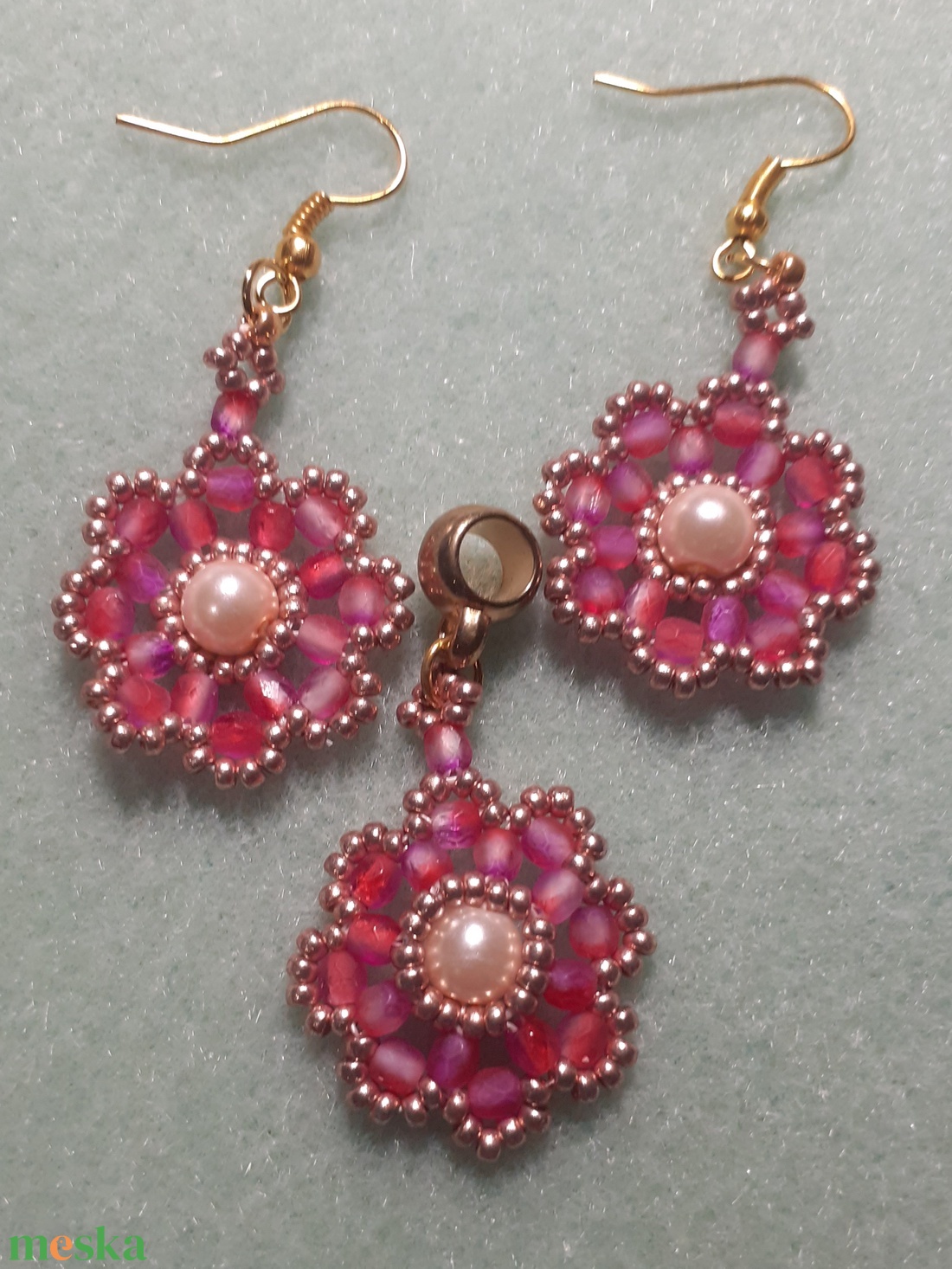 Estike - gyöngy fülbevaló és medál - ékszer - ékszerszett - Meska.hu