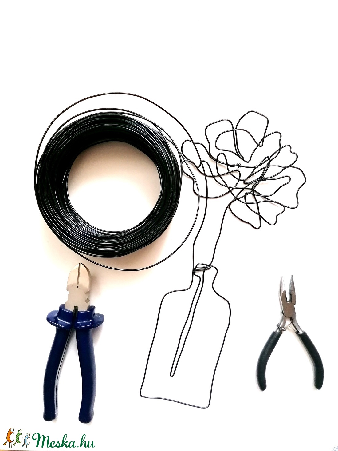 Virág vázában - fali dekoráció fémből / Vonalrajz életre keltve / Letisztult csendélet / Harmónia - otthon & életmód - dekoráció - Meska.hu