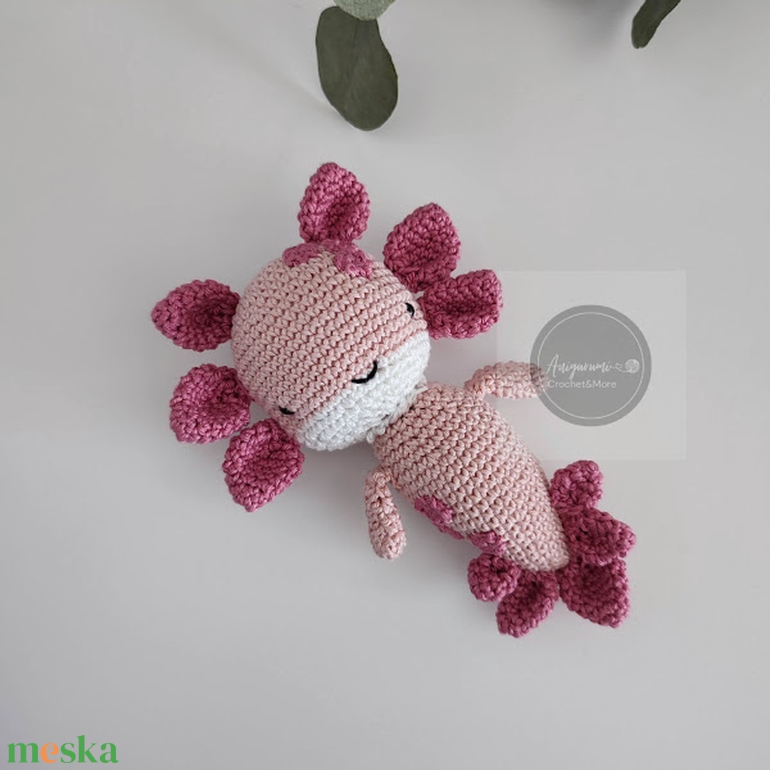 Horgolt mexikói axolotl - játék & sport - plüssállat & játékfigura - más figura - Meska.hu