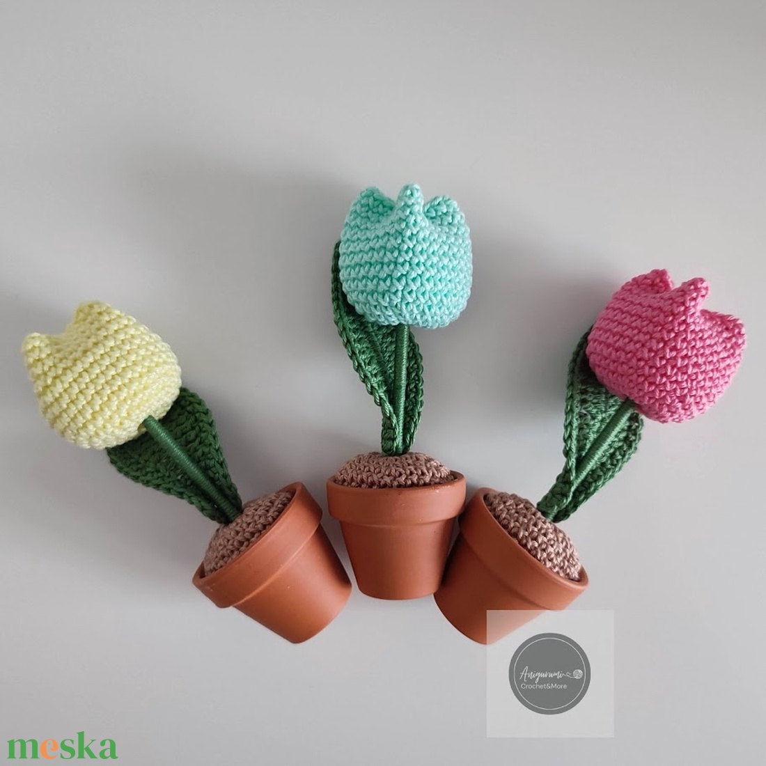 Horgolt tulipán agyag kaspóban - otthon & életmód - dekoráció - virágdísz és tartó - csokor & virágdísz - Meska.hu Horgolt tulipán agyag kaspóban - otthon & életmód - dekoráció - virágdísz és tartó - csokor & virágdísz - Meska.hu