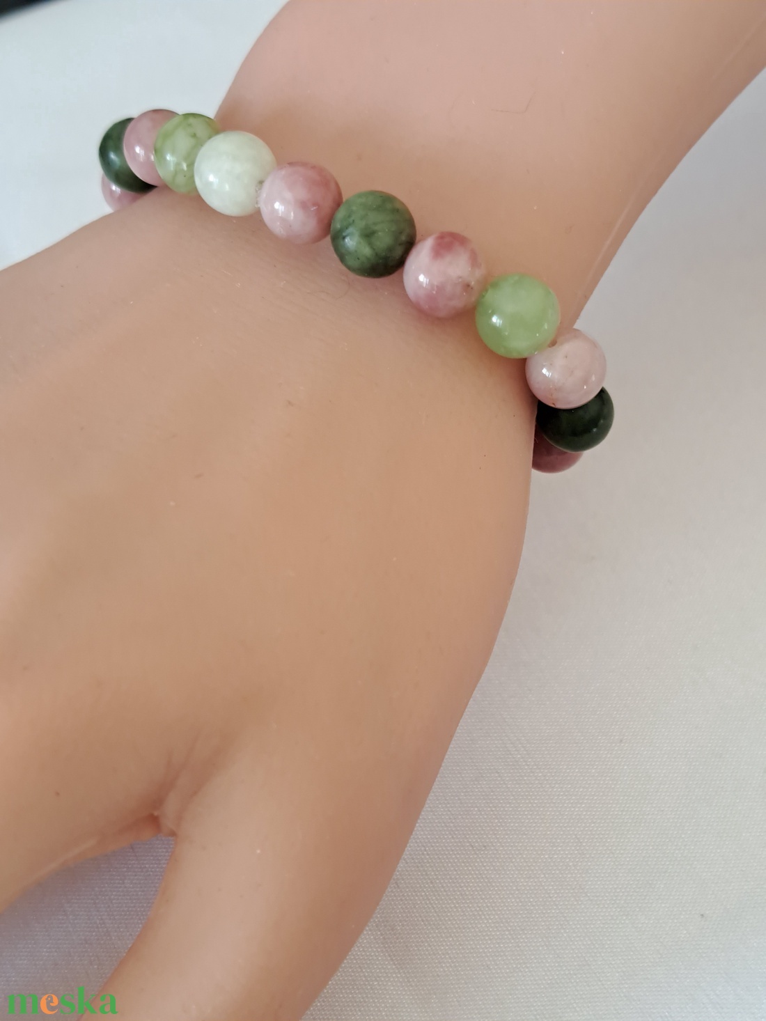 Rózsaszín opál, zöld jáde és zöld szerpentin jáde karkötő   - ékszer - karkötő - ásványkarkötő - Meska.hu