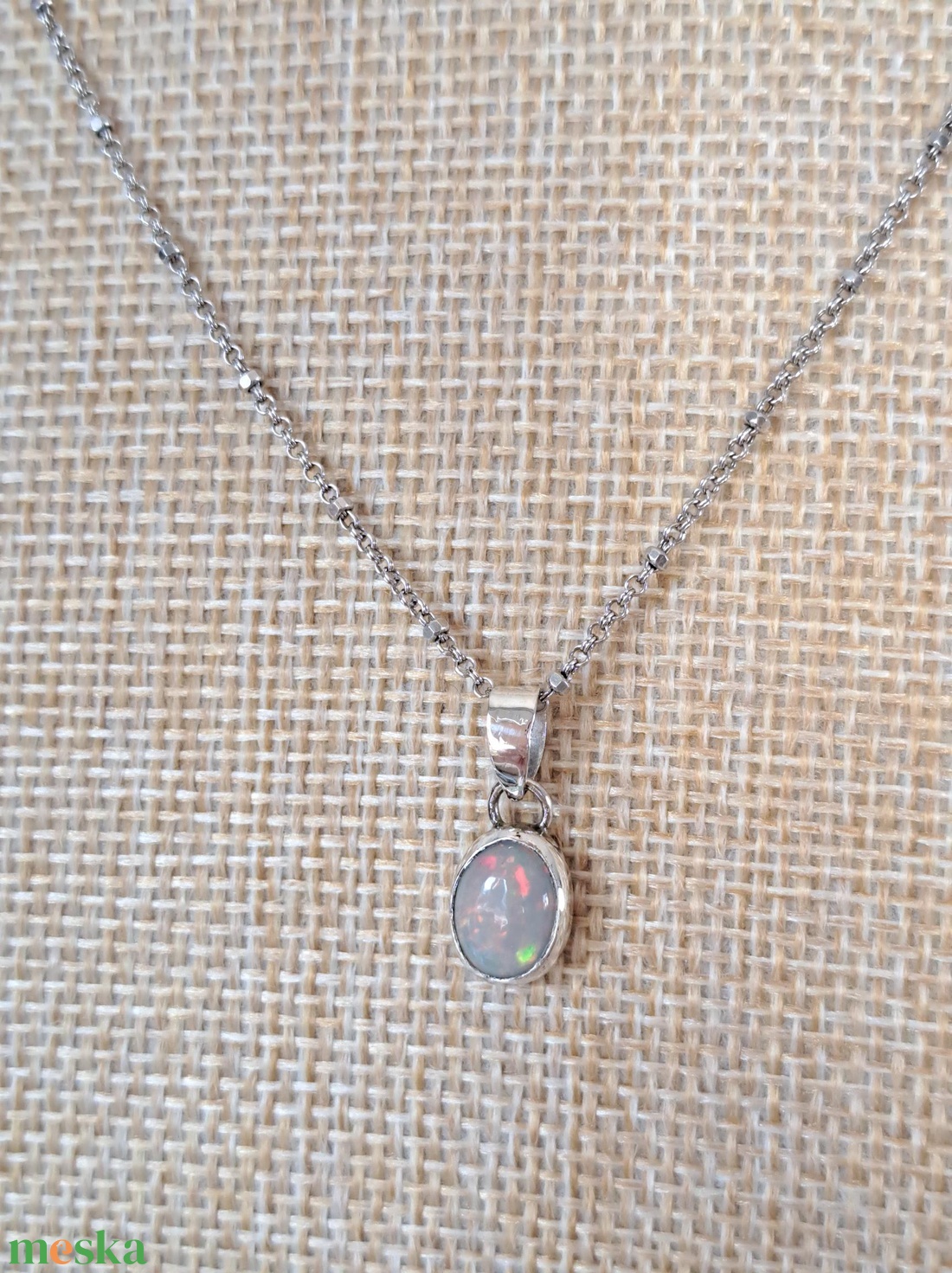 Etióp opál medál - fehér - ékszer - nyaklánc - medál - Meska.hu