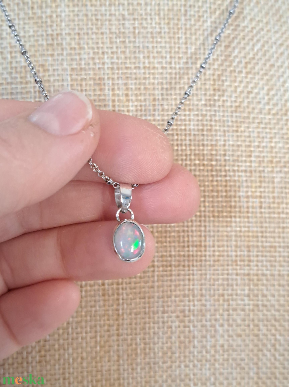 Etióp opál medál - fehér - ékszer - nyaklánc - medál - Meska.hu