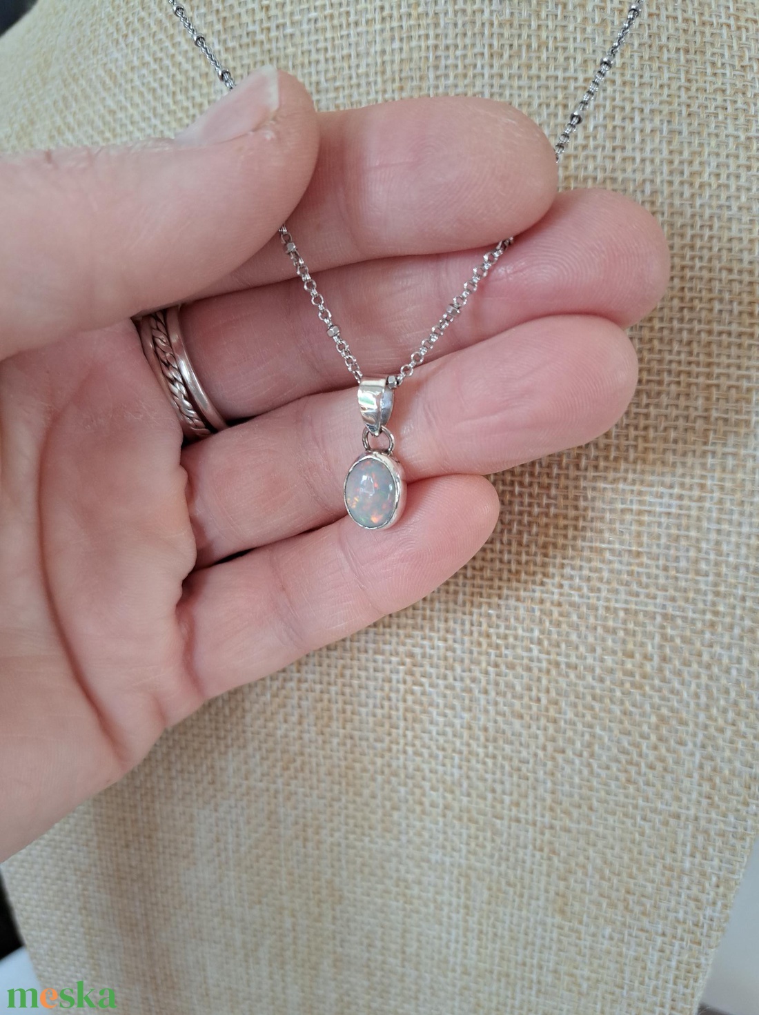Etióp opál medál - fehér - ékszer - nyaklánc - medál - Meska.hu