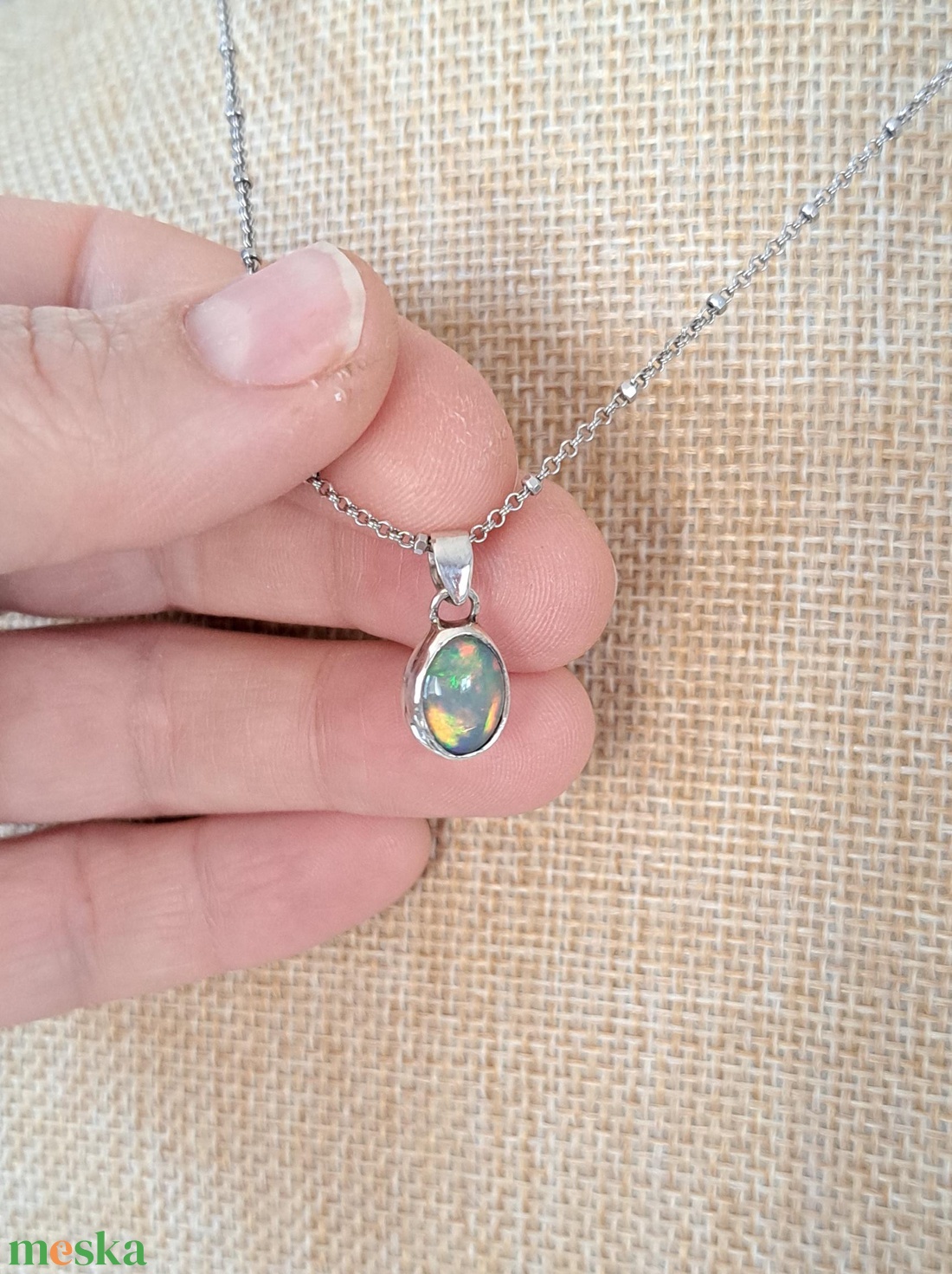 Etióp opál medál  - ékszer - nyaklánc - medál - Meska.hu