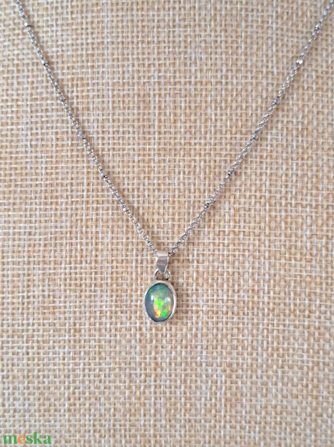 Etióp opál medál  - ékszer - nyaklánc - medál - Meska.hu