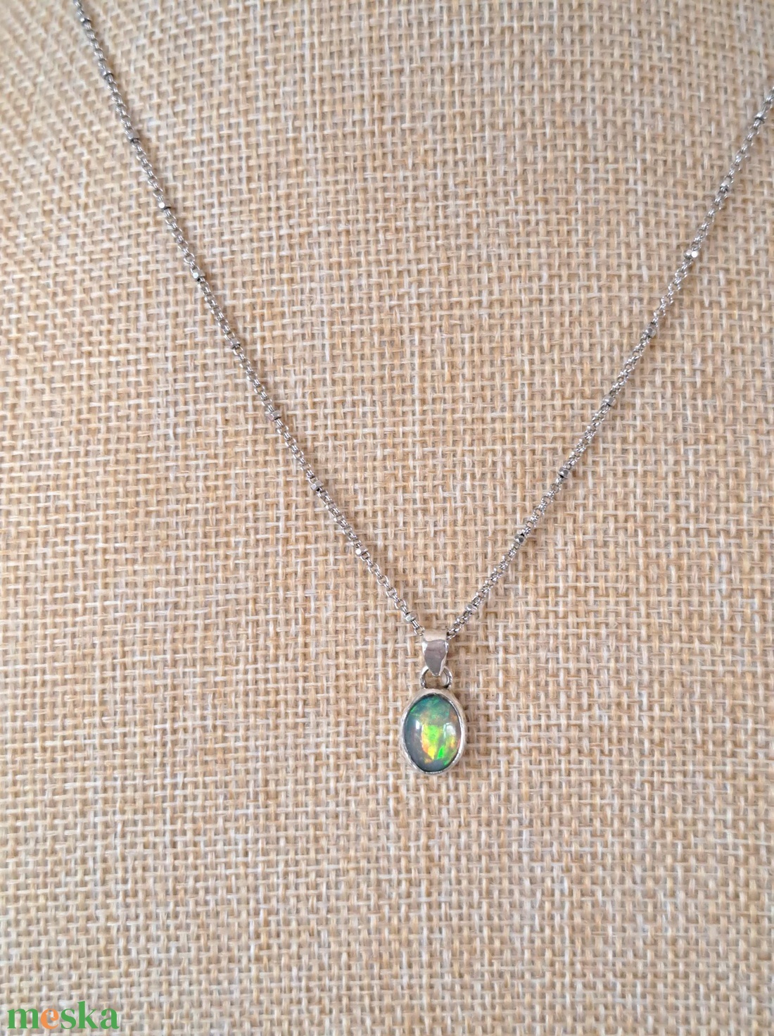 Etióp opál medál  - ékszer - nyaklánc - medál - Meska.hu
