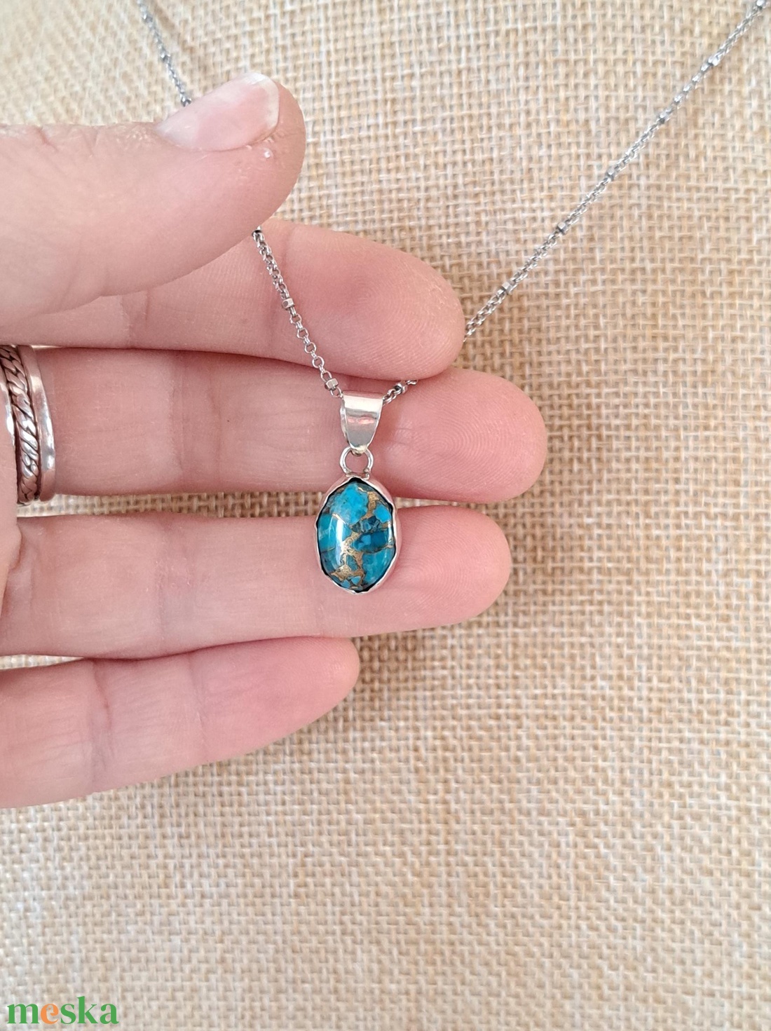 Pici türkiz medál - ékszer - nyaklánc - medál - Meska.hu