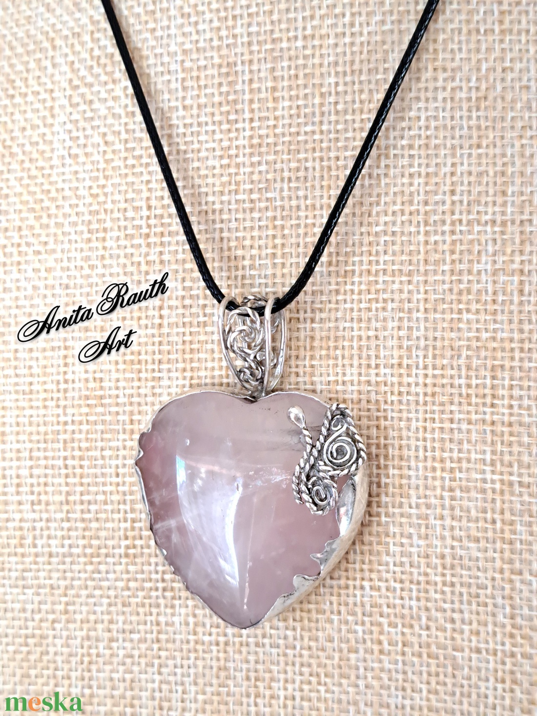 Rózsakvarc szív medál lepkével  - ékszer - nyaklánc - medál - Meska.hu