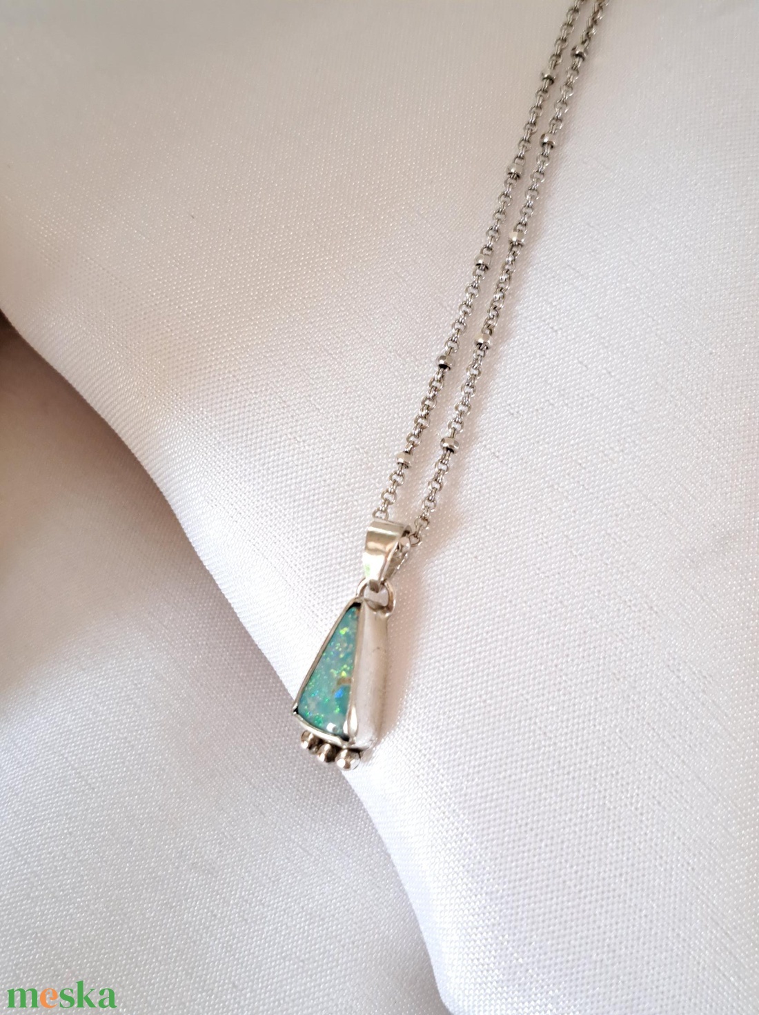 Ausztrál opál háromszögmedál   - ékszer - nyaklánc - medál - Meska.hu
