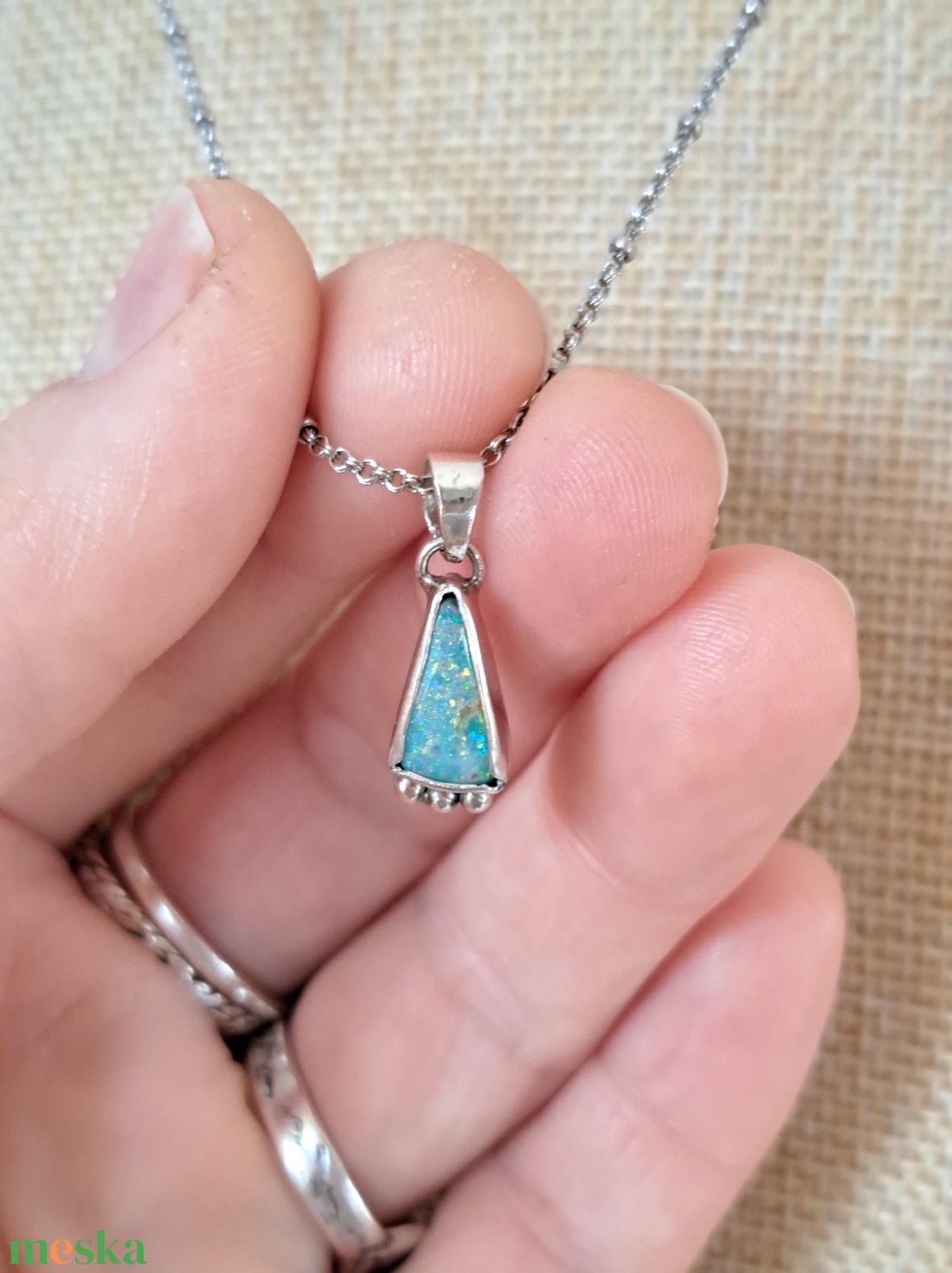 Ausztrál opál háromszögmedál   - ékszer - nyaklánc - medál - Meska.hu