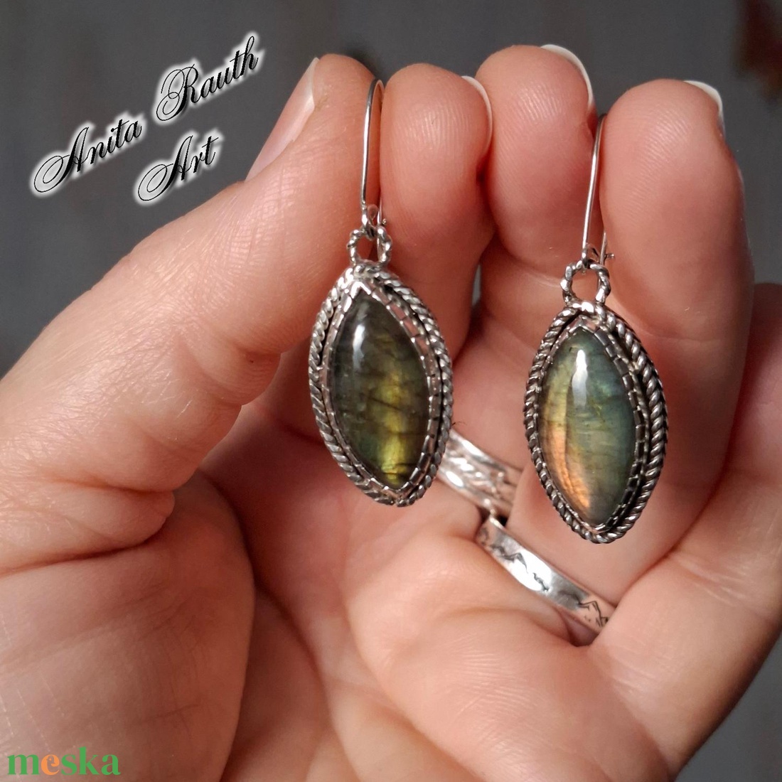 Labradorit fülbevalók - ékszer - fülbevaló - lógó fülbevaló - Meska.hu