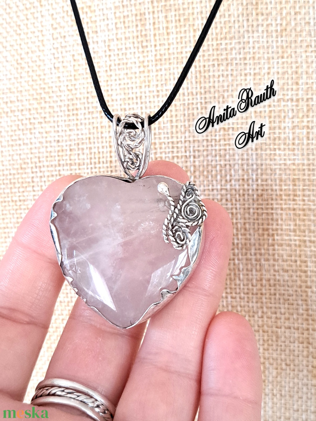 Rózsakvarc szív lepkével  - ékszer - nyaklánc - medál - Meska.hu