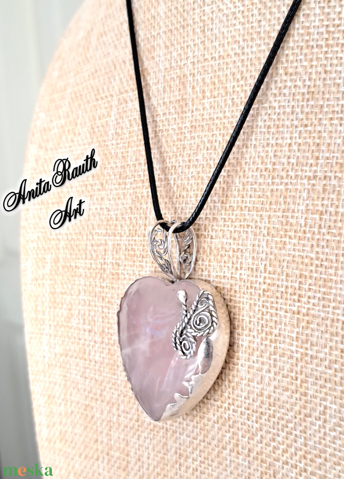 Rózsakvarc szív lepkével  - ékszer - nyaklánc - medál - Meska.hu