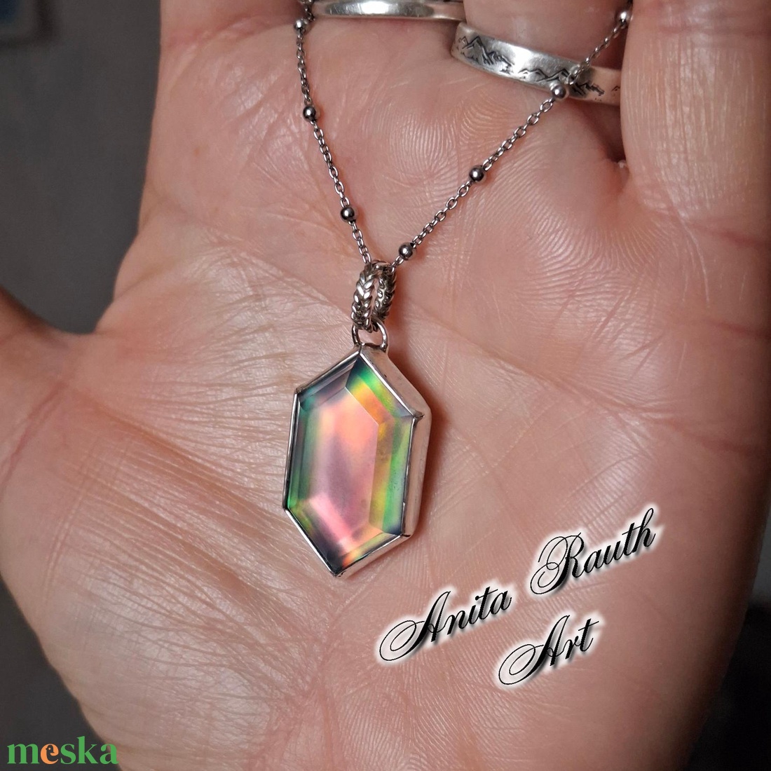 Aurora opál medál - hatszögletű - ékszer - nyaklánc - medál - Meska.hu