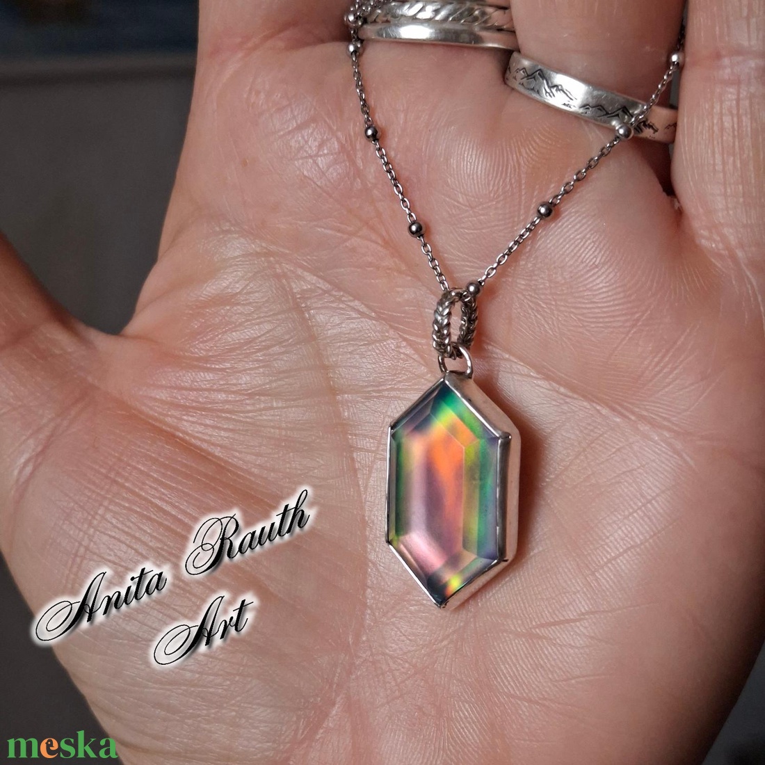 Aurora opál medál - hatszögletű - ékszer - nyaklánc - medál - Meska.hu
