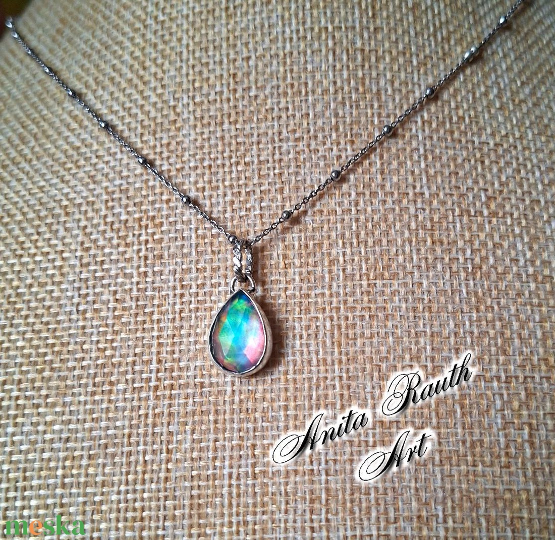 Aurora opál cseppmedál - ékszer - nyaklánc - medál - Meska.hu