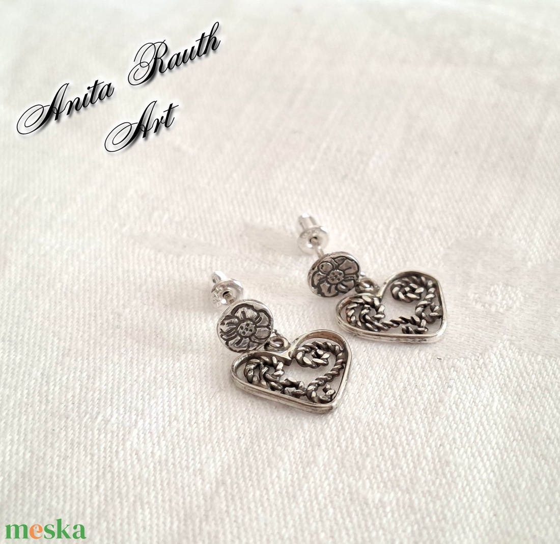 Szív-fülbevalók - ékszer - fülbevaló - lógó csepp fülbevaló - Meska.hu