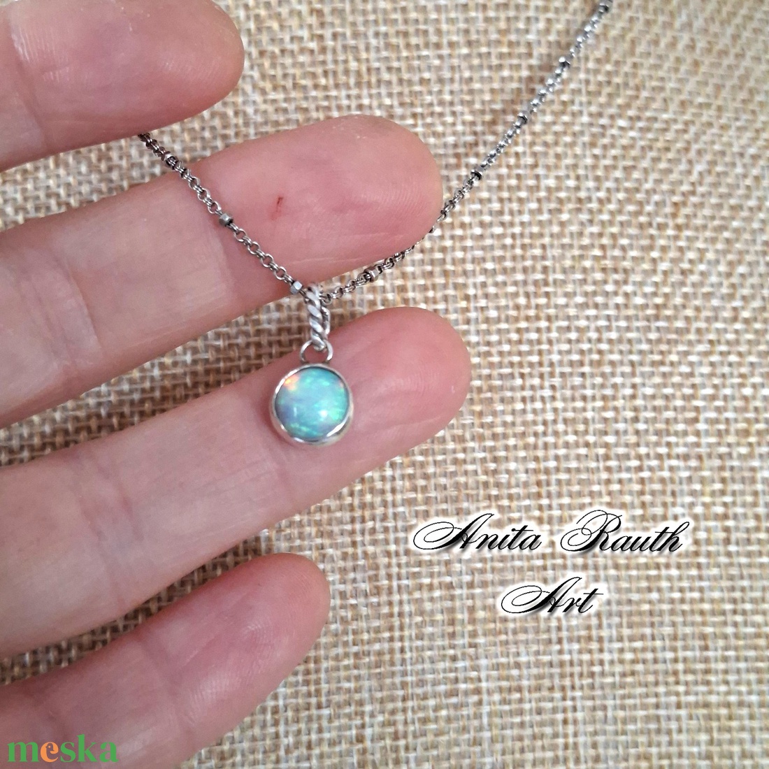Kékes színű etióp opál medál - ékszer - nyaklánc - medál - Meska.hu