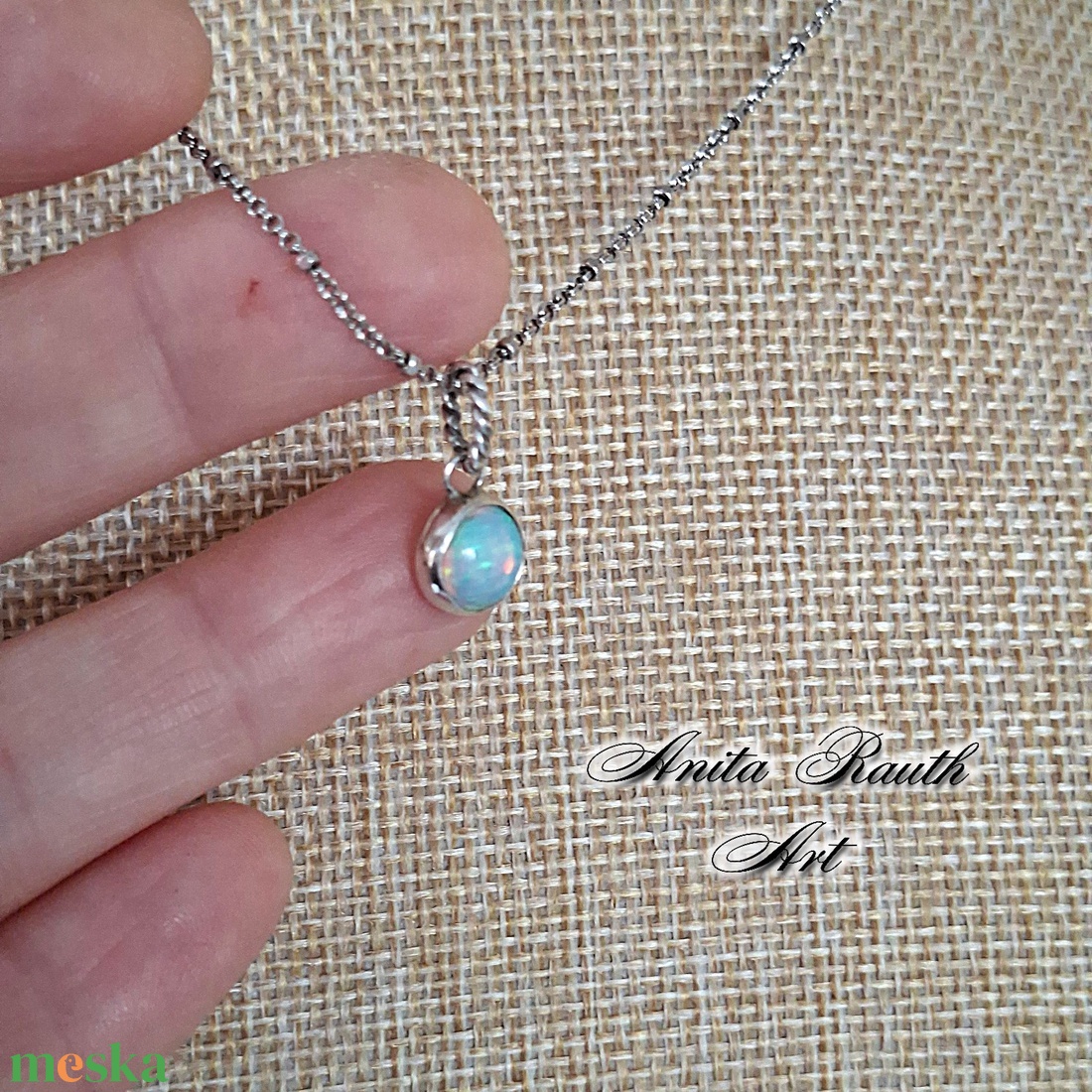 Kékes színű etióp opál medál - ékszer - nyaklánc - medál - Meska.hu
