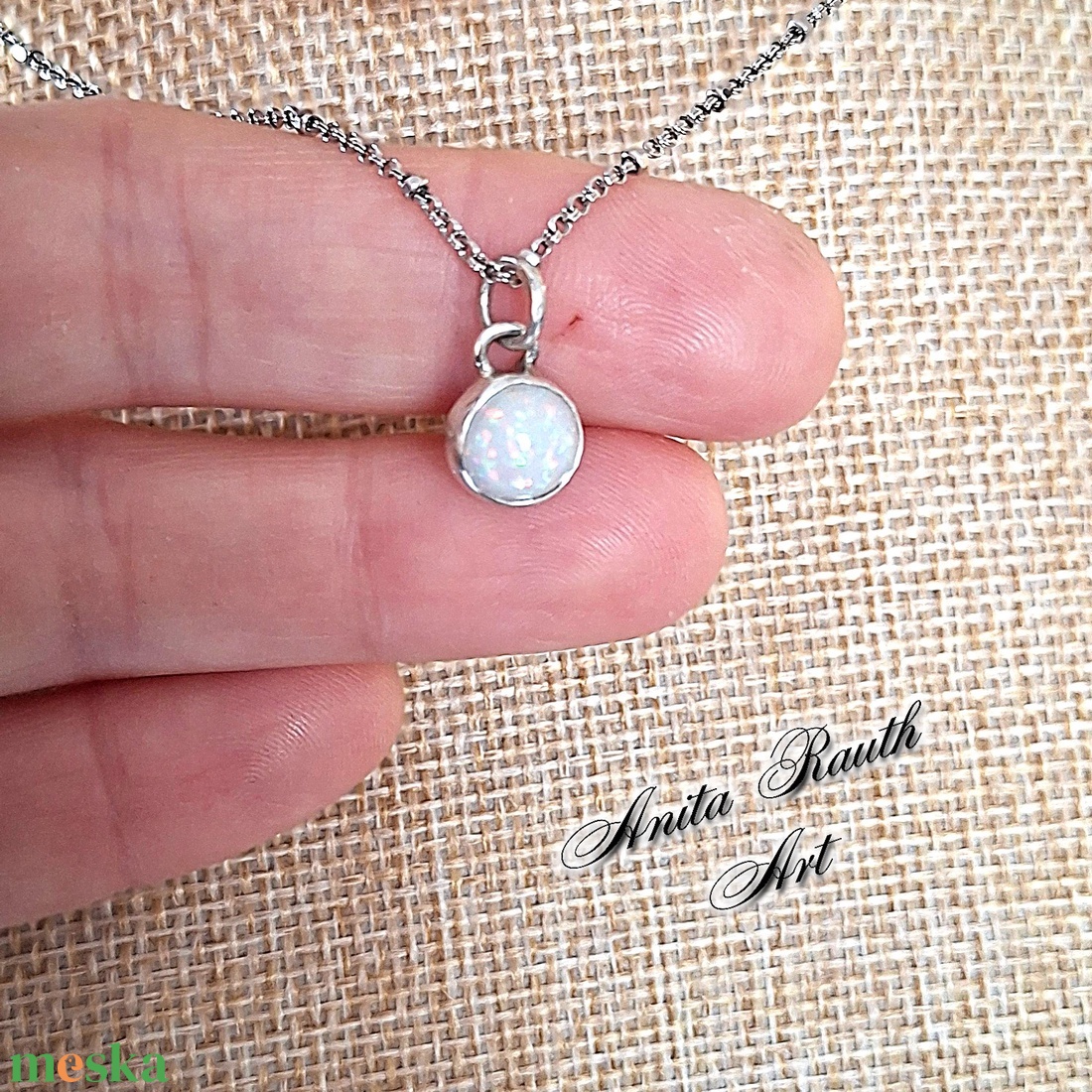 Fehér színű etióp opál medál - ékszer - nyaklánc - medál - Meska.hu