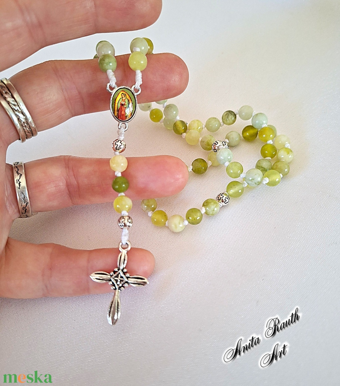 Rózsafüzér kalcedon gyöngyökkel - otthon & életmód - vallás - lánc & füzér - Meska.hu