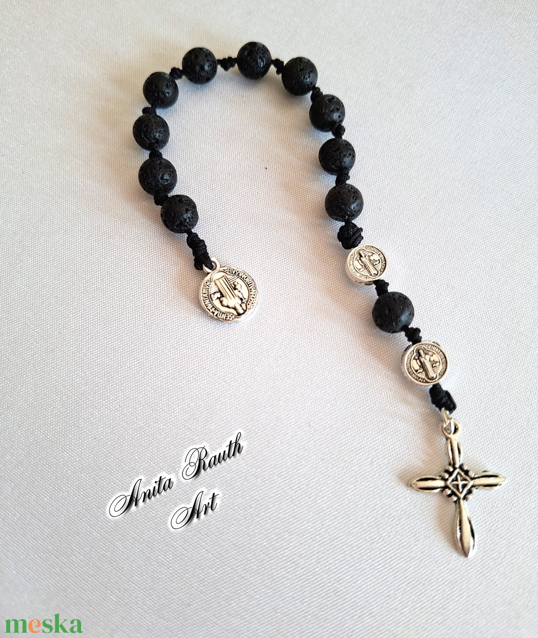 Rózsafüzér fekete lávakő gyöngyökkel - otthon & életmód - vallás - lánc & füzér - Meska.hu