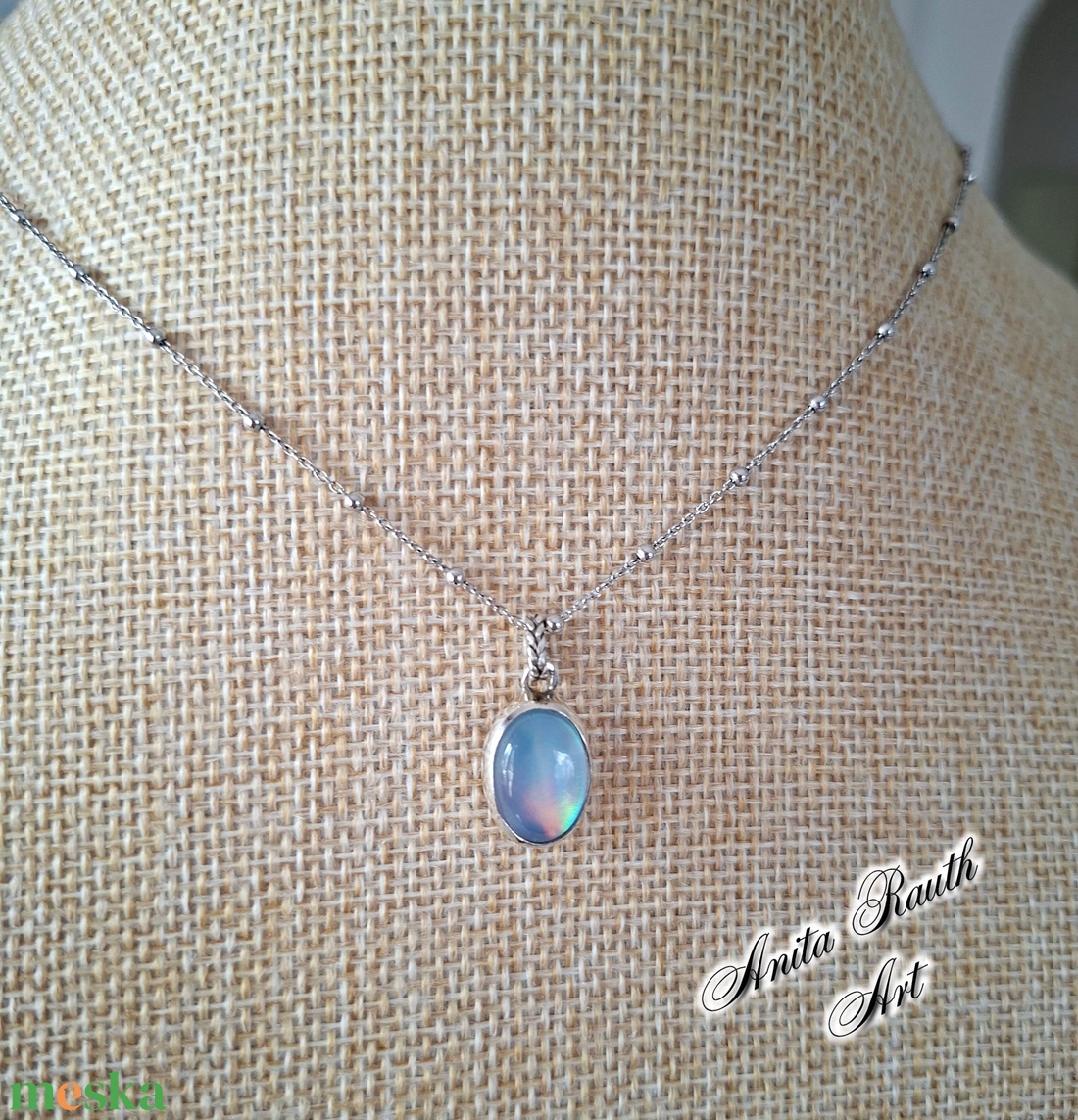 Aurora opál ovális medál - ékszer - nyaklánc - medál - Meska.hu