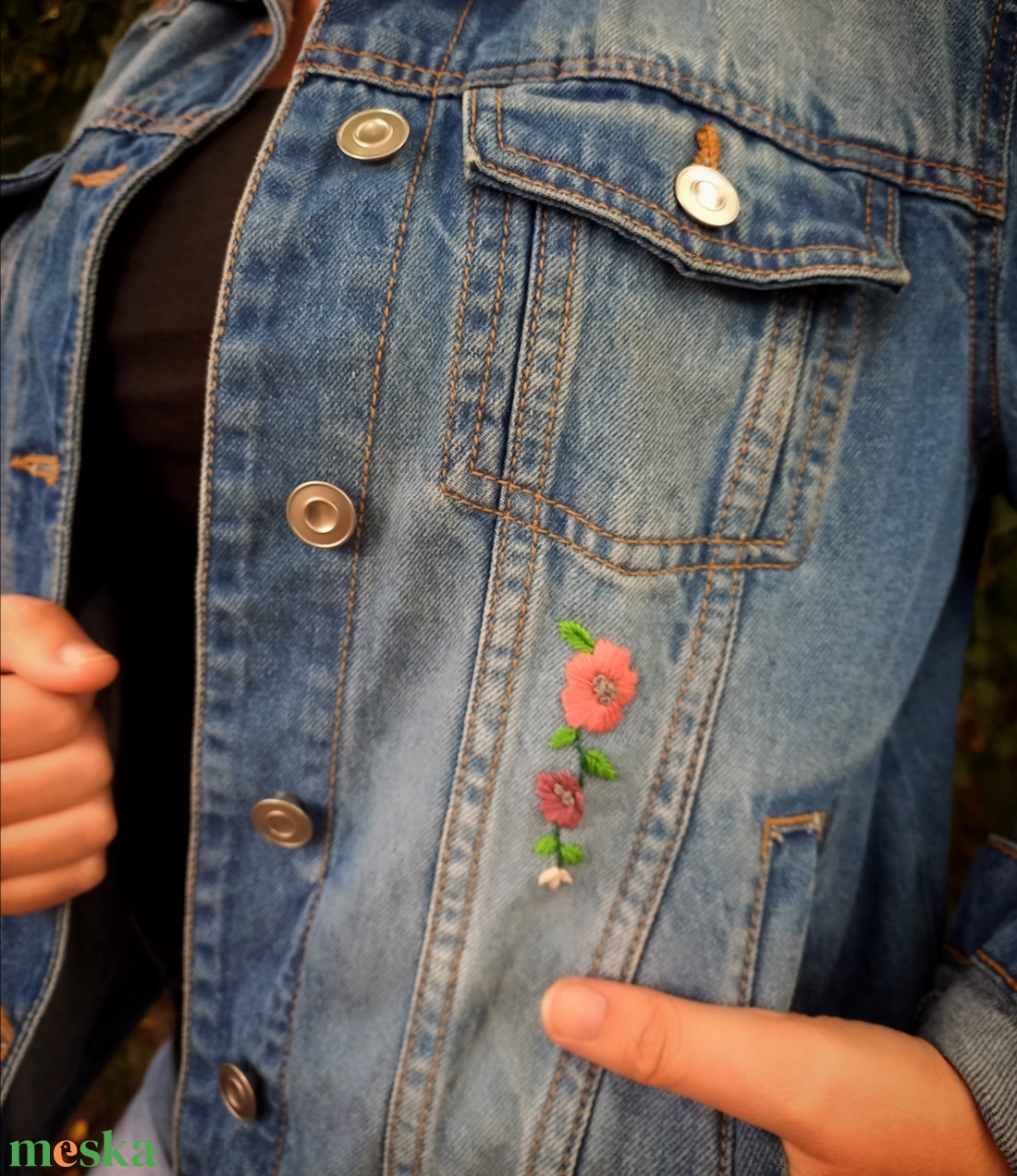 Hímzett farmerkabát - ruha & divat - női ruha - kabát - Meska.hu