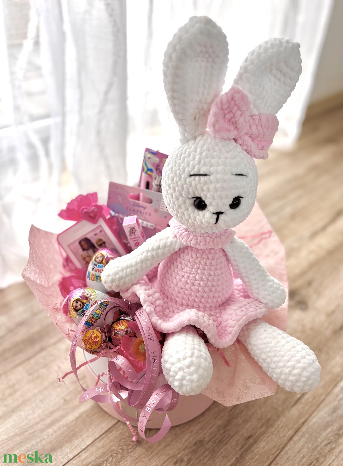 Nyuszis Aj�ndék box - otthon & életmód - virágdekoráció - virágok - virágbox - Meska.hu