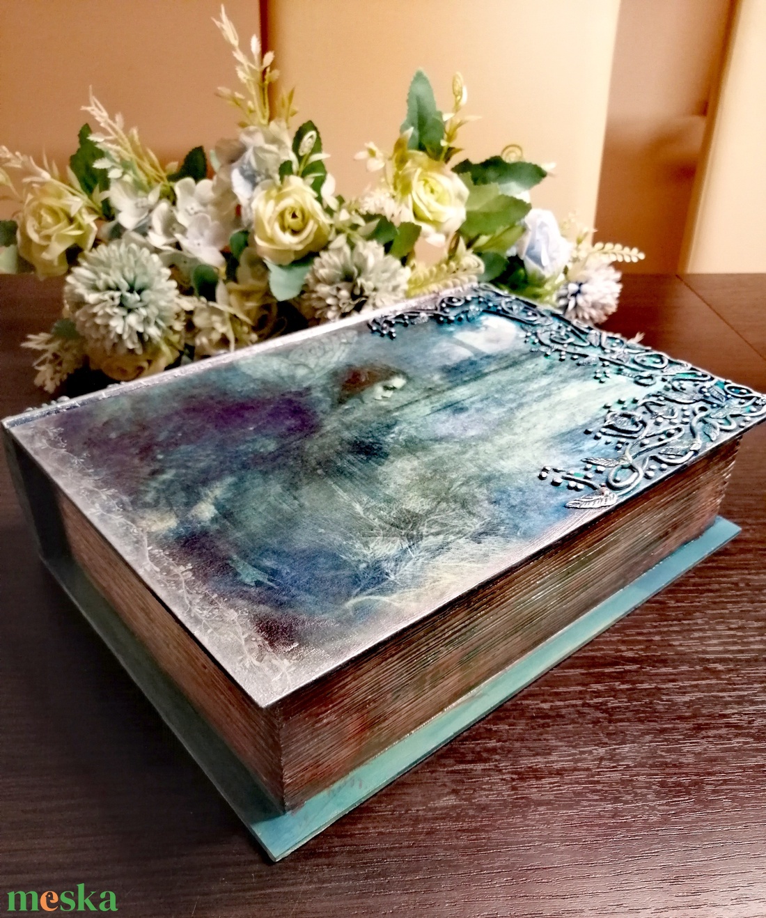 Tündés könyv alakú doboz - otthon & életmód - dekoráció - asztal és polc dekoráció - díszdoboz - Meska.hu