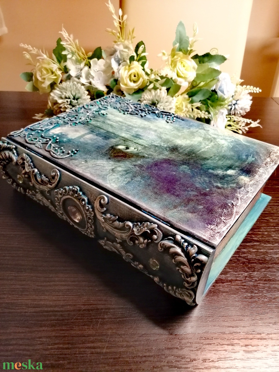 Tündés könyv alakú doboz - otthon & életmód - dekoráció - asztal és polc dekoráció - díszdoboz - Meska.hu