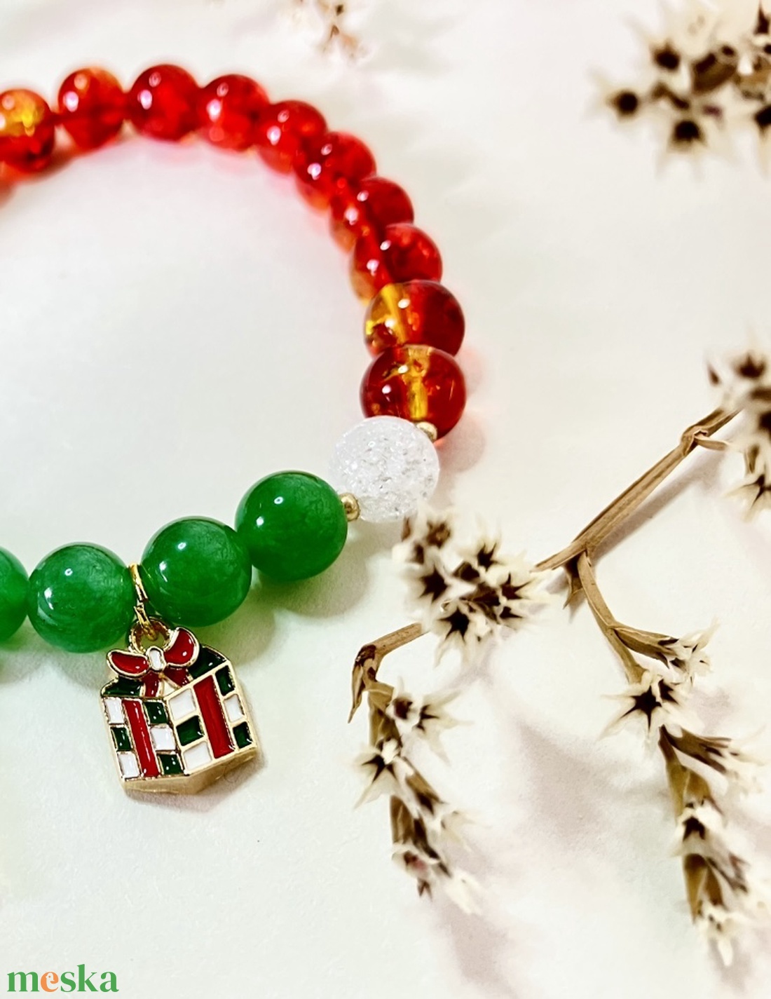 Karácsonyi ásvány karkötő  - ékszer - karkötő - gyöngyös karkötő - Meska.hu