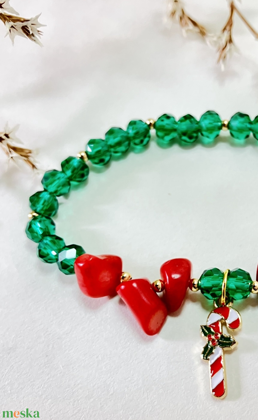 Karácsonyi ásvány karkötő charm-mal  - ékszer - karkötő - charm karkötő - Meska.hu