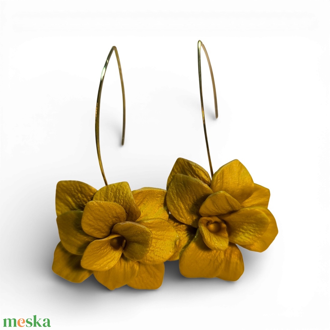 Velvet Poppy fülbevaló Arany - ékszer - fülbevaló - lógó fülbevaló - Meska.hu