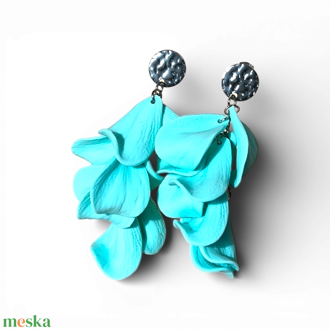 Velvet Symphony fülbevaló Pasztell Zöld - ékszer - fülbevaló - lógó fülbevaló - Meska.hu