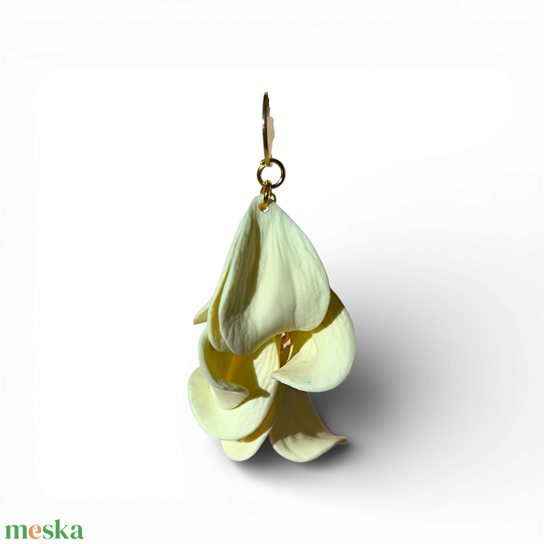 Velvet Symphony fülbevaló Pasztell Vanília - ékszer - fülbevaló - lógó fülbevaló - Meska.hu