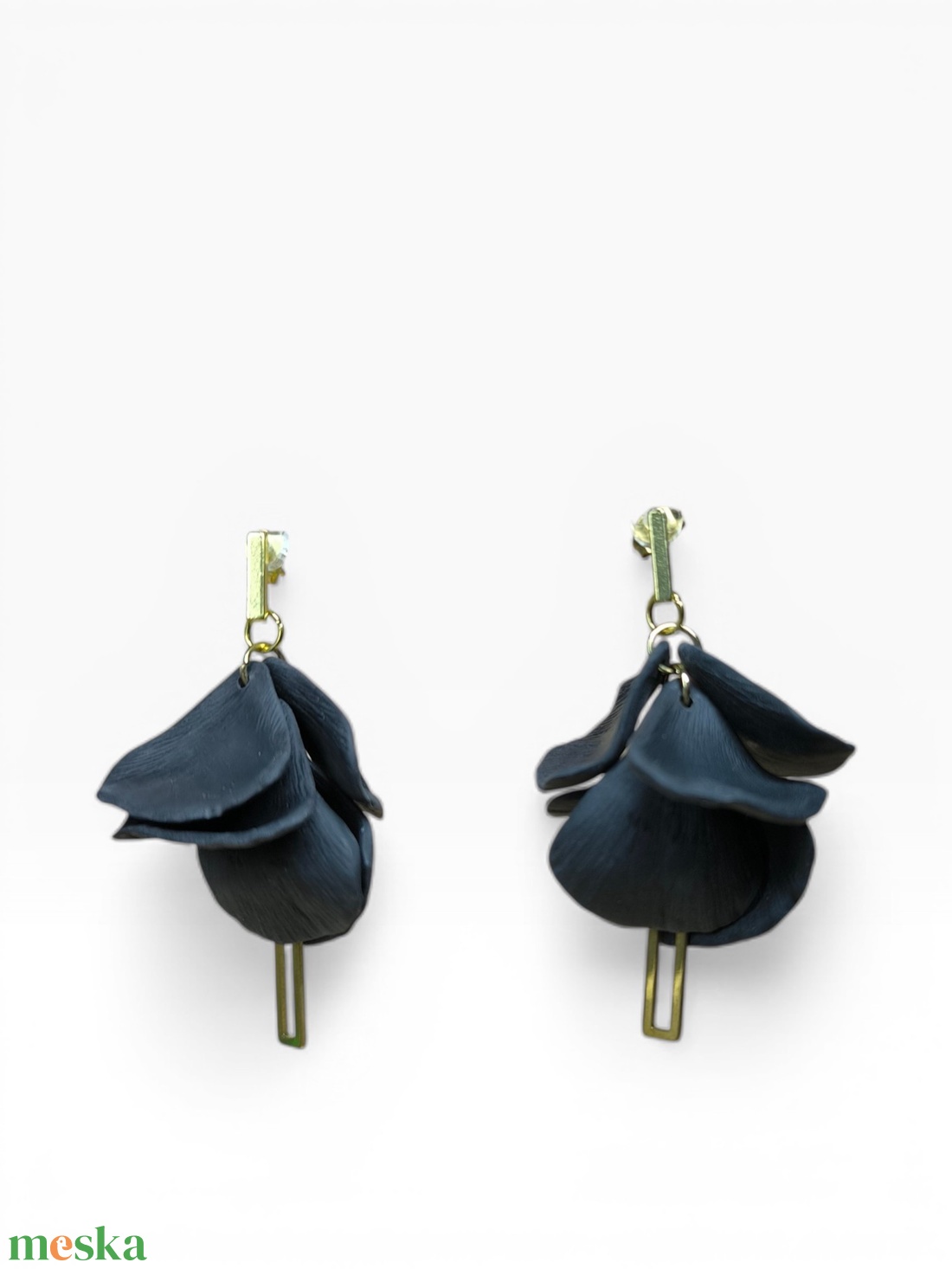 Lyra Noir fülbevaló Fekete - ékszer - fülbevaló - lógó fülbevaló - Meska.hu