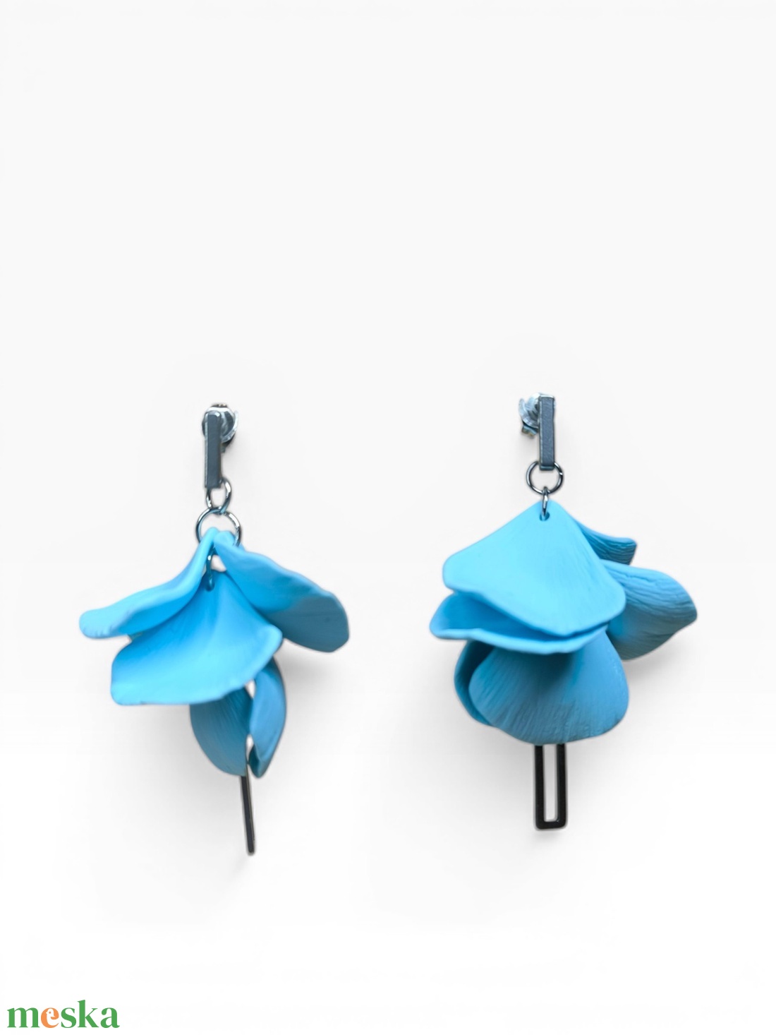 Lyra Noir fülbevaló Pasztell Kék - ékszer - fülbevaló - lógó fülbevaló - Meska.hu