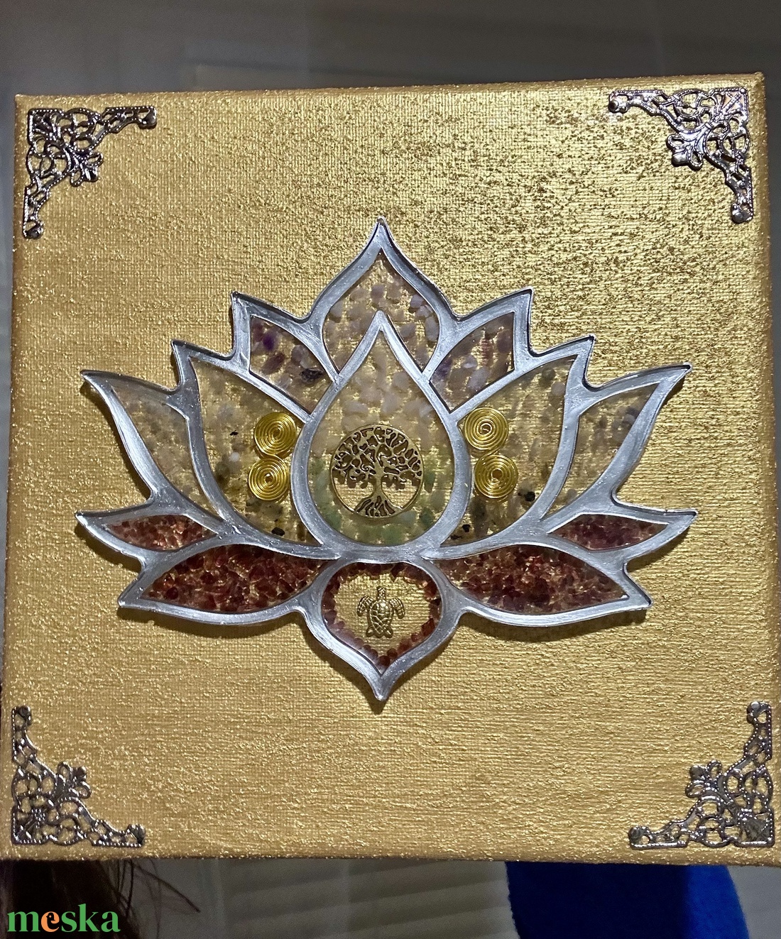 20x20cm arany lótusz - művészet - festmény - akril - Meska.hu