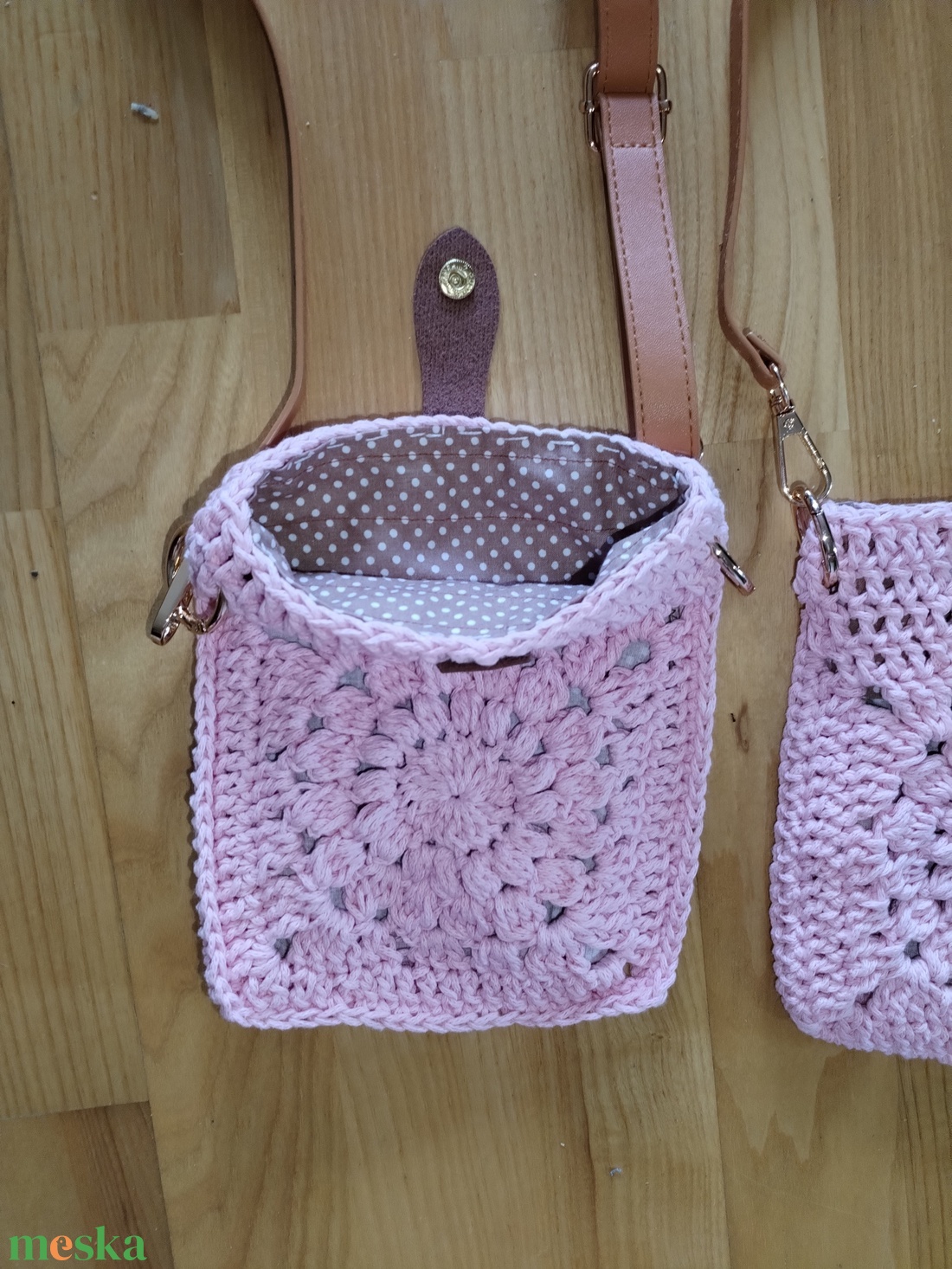 Horgolt crossbody táska - táska & tok - kézitáska & válltáska - vállon átvethető táska - Meska.hu