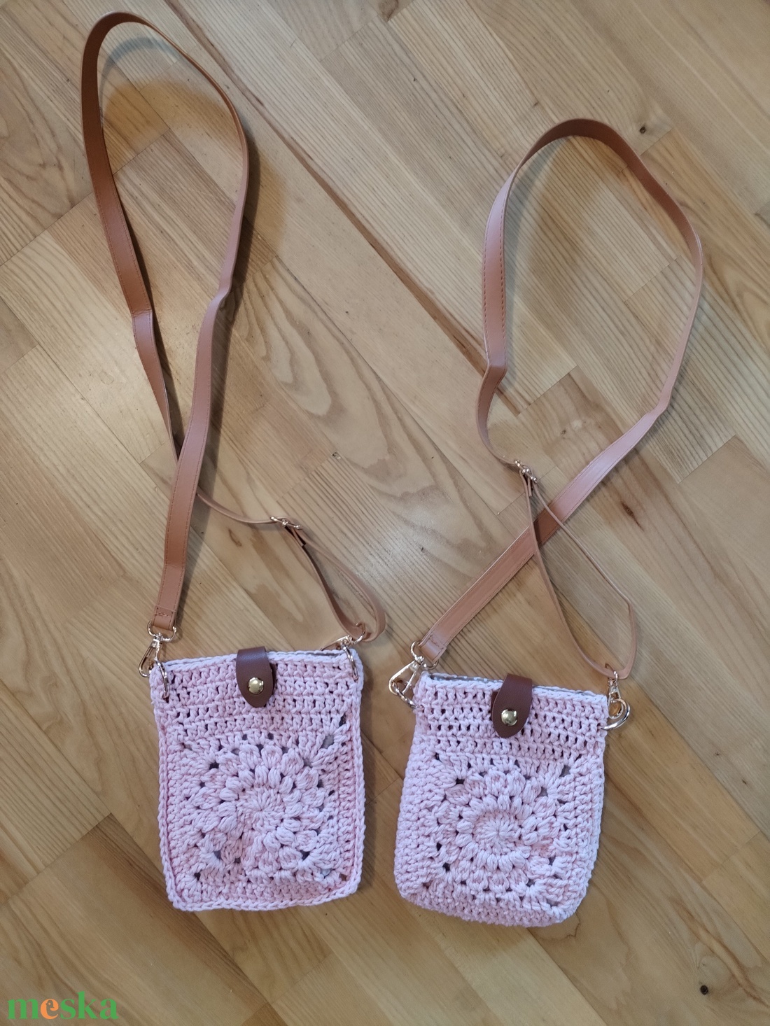 Horgolt crossbody táska - táska & tok - kézitáska & válltáska - vállon átvethető táska - Meska.hu