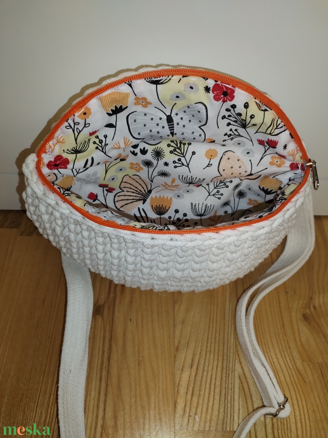 Horgolt crossbody övtáska fazonban  - táska & tok - kézitáska & válltáska - vállon átvethető táska - Meska.hu