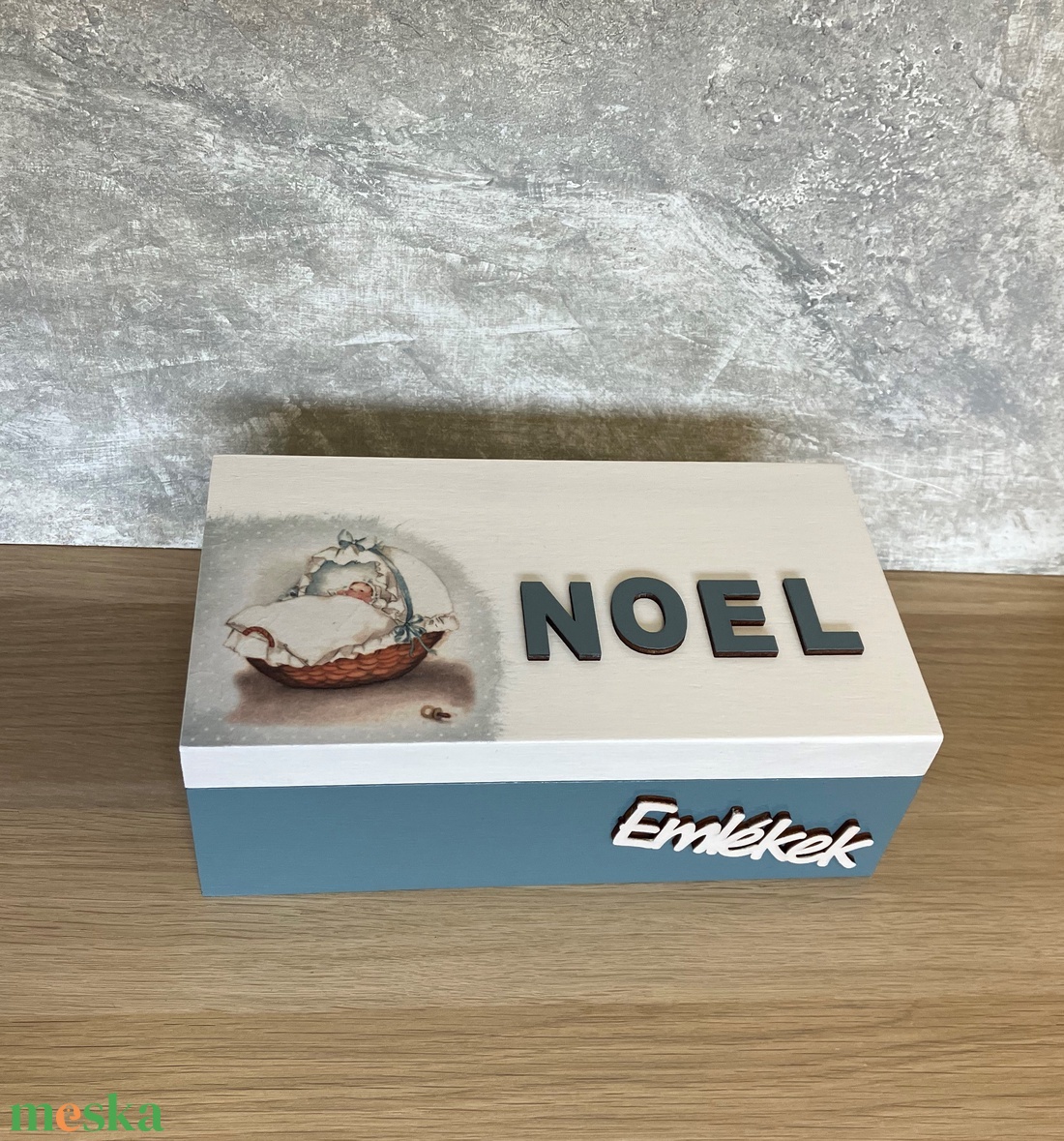 Kék emlékgyűjtő doboz, emlékdoboz - otthon & életmód - babaszoba, gyerekszoba - babaszoba dekoráció - Meska.hu Kék emlékgyűjtő doboz, emlékdoboz - otthon & életmód - babaszoba, gyerekszoba - babaszoba dekoráció - Meska.hu